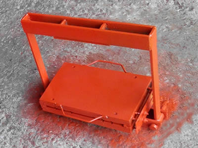 A connection equipment of EP type back stick rubber waterstop.