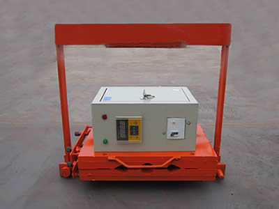 A connection equipment of middle bulb steel edge rubber waterstop.